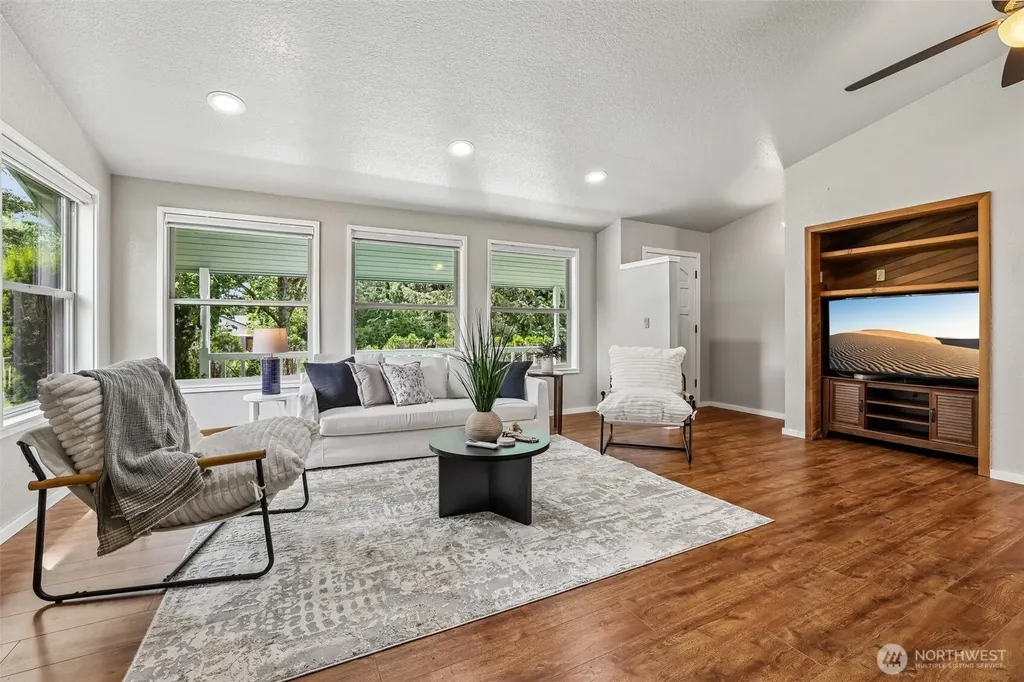 1105 Dyer Road Sultan WA 98294