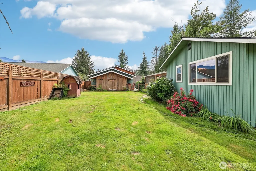 1105 Dyer Road Sultan WA 98294