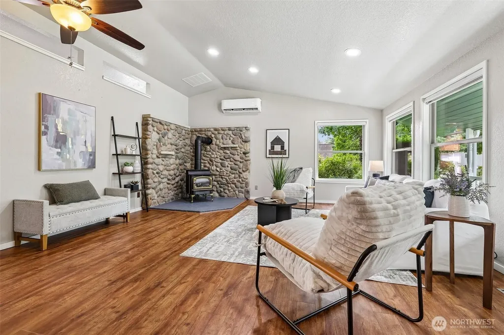 1105 Dyer Road Sultan WA 98294