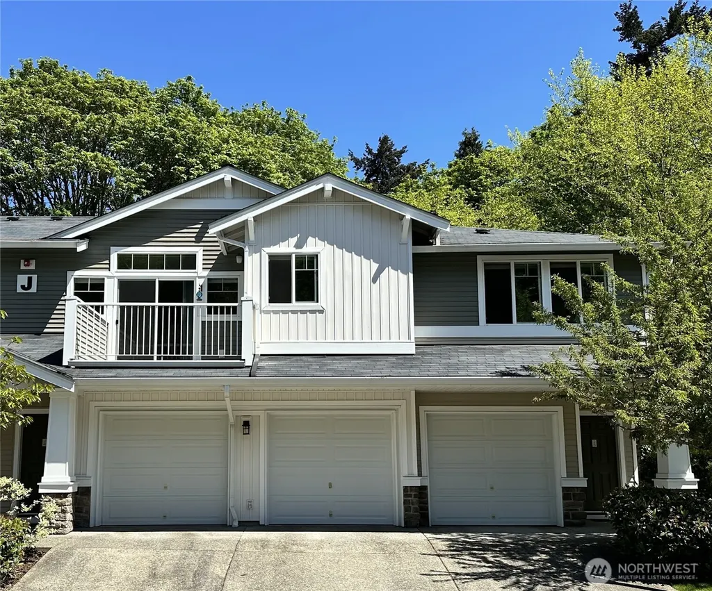 21048 40th Place S Seatac WA 98198