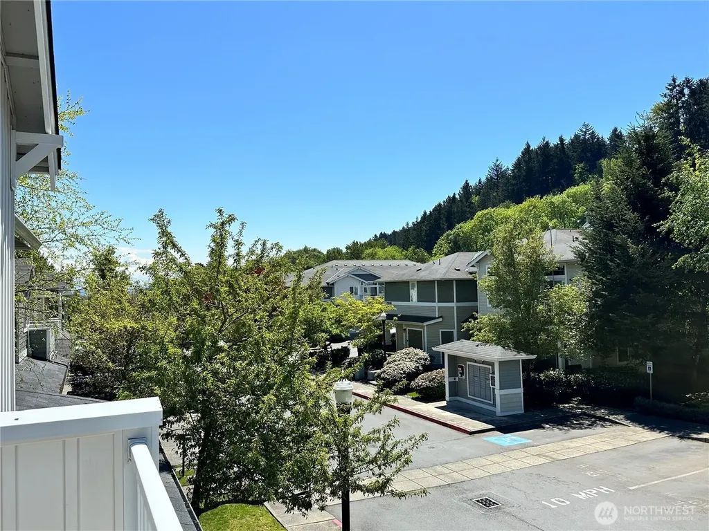 21048 40th Place S Seatac WA 98198