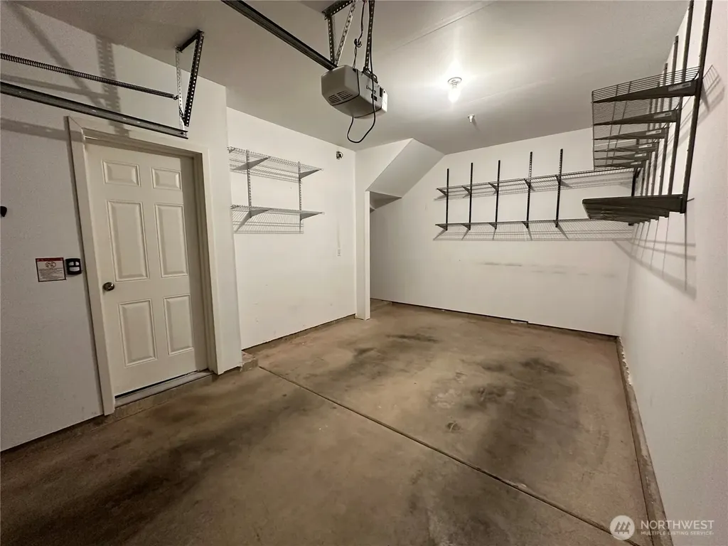 21048 40th Place S Seatac WA 98198