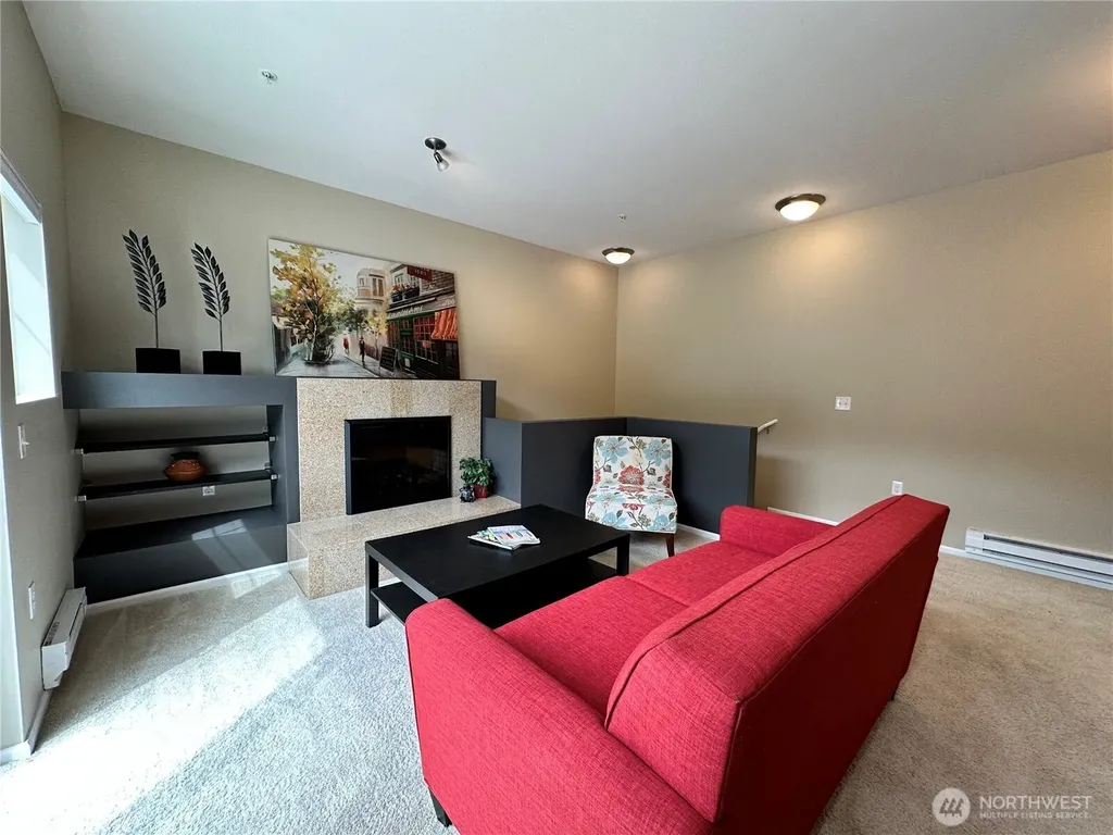 21048 40th Place S Seatac WA 98198