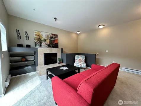 21048 40th Place S Seatac WA 98198