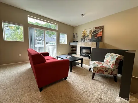 21048 40th Place S Seatac WA 98198