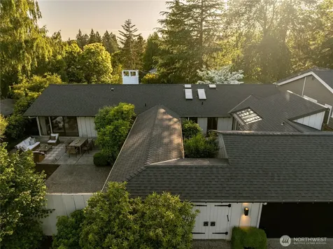 3853 81st Avenue SE Mercer Island WA 98040