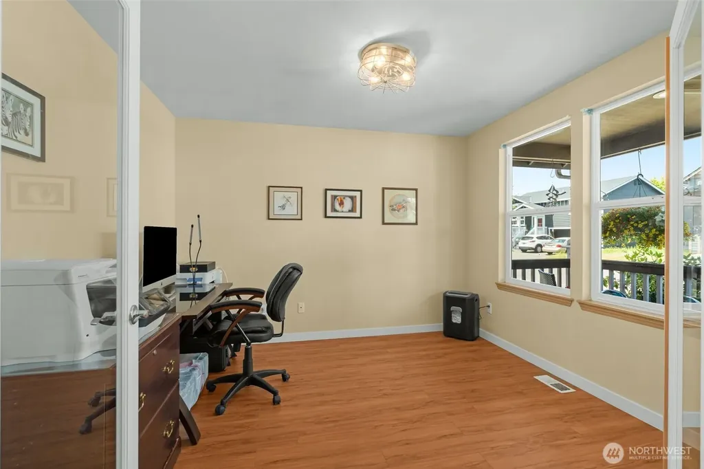6504 81st Street NE Marysville WA 98270