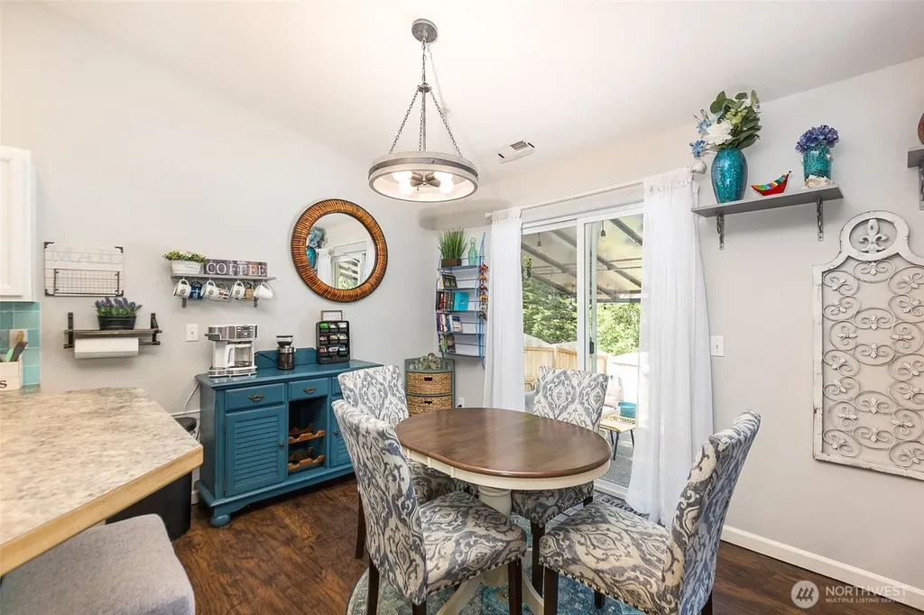 1937 Village Circle Port Angeles WA 98362