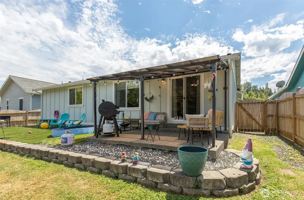 1937 Village Circle Port Angeles WA 98362