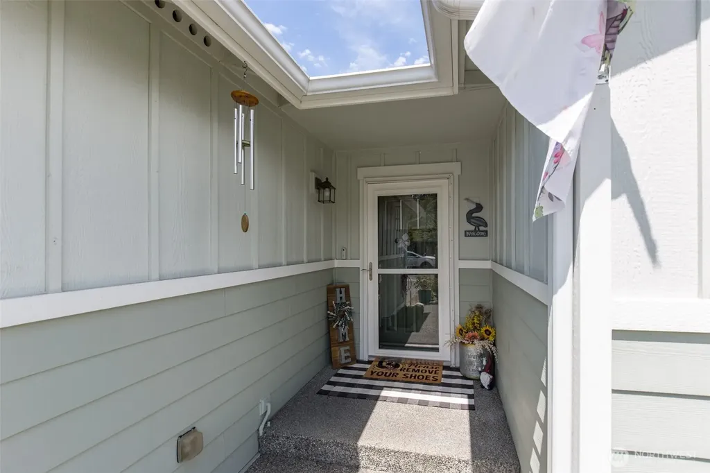 1937 Village Circle Port Angeles WA 98362
