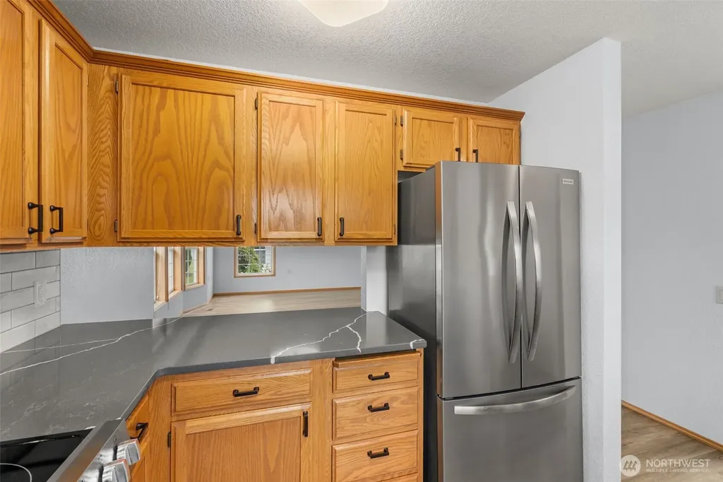 1182 Emerson Lane Centralia WA 98531