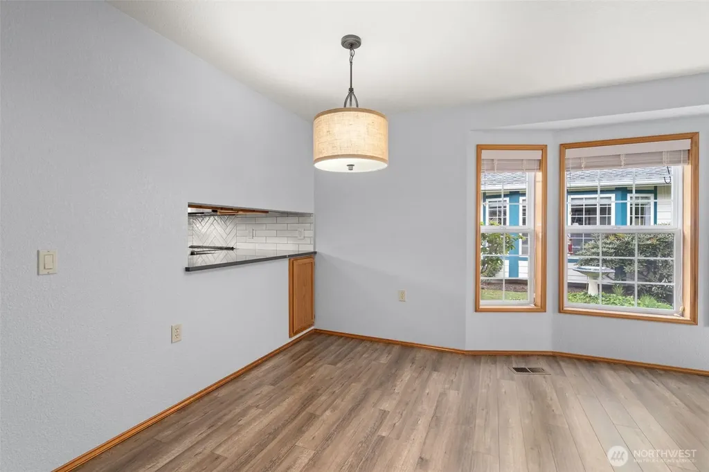 1182 Emerson Lane Centralia WA 98531