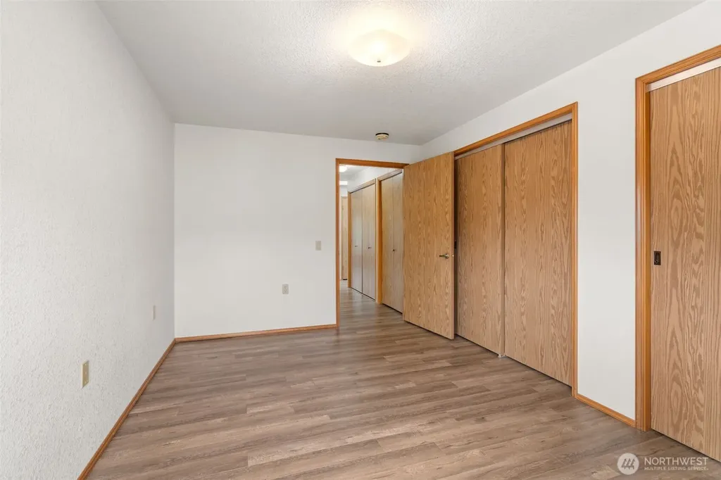 1182 Emerson Lane Centralia WA 98531
