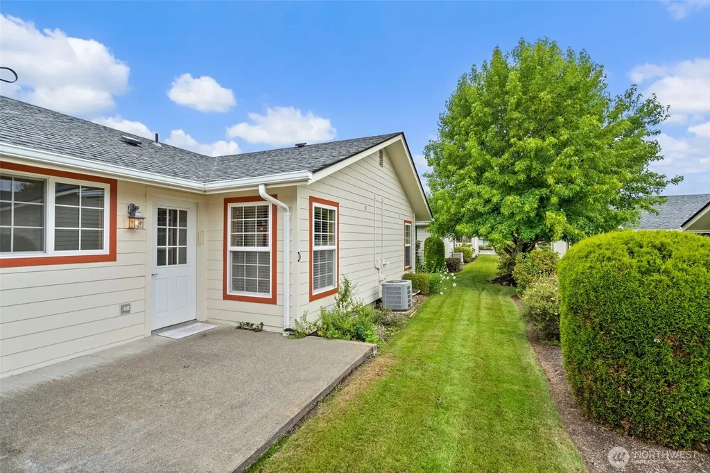 1182 Emerson Lane Centralia WA 98531