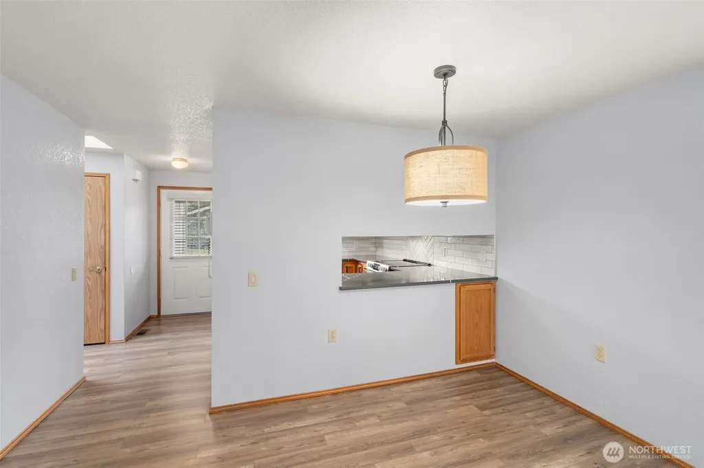 1182 Emerson Lane Centralia WA 98531