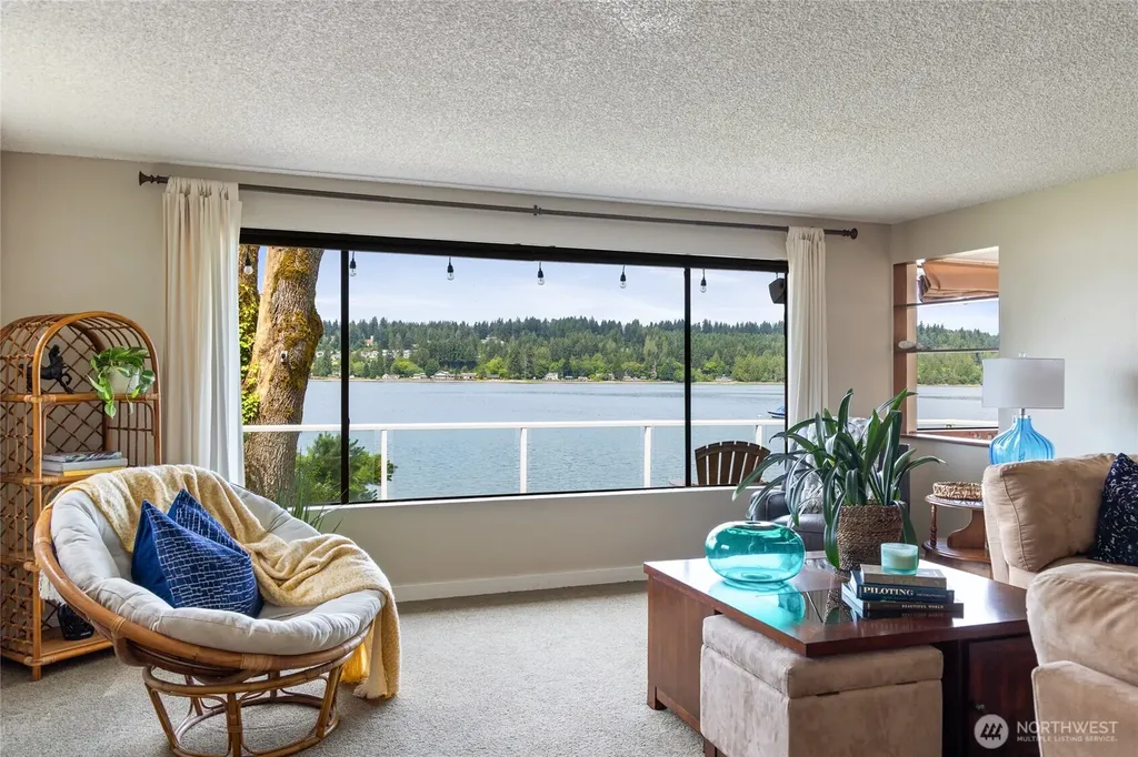 3740 E State Route 302 Belfair WA 98528