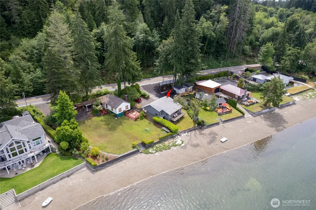 3740 E State Route 302 Belfair WA 98528