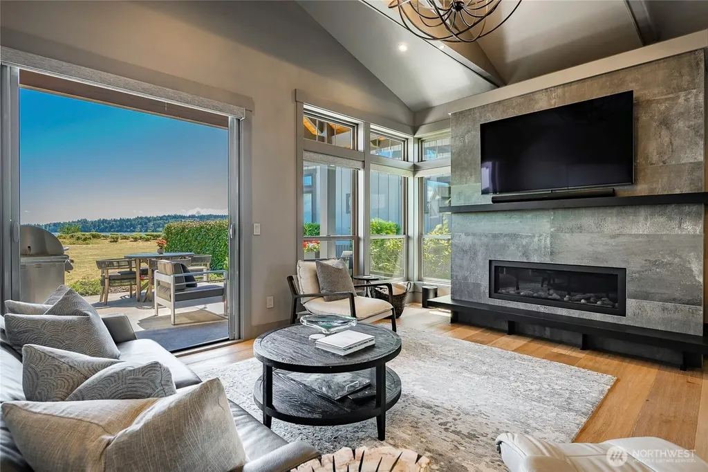 9428 Turnstone Lane Blaine WA 98230