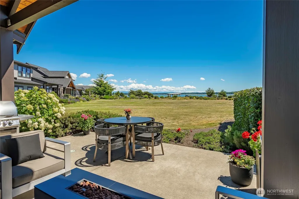 9428 Turnstone Lane Blaine WA 98230