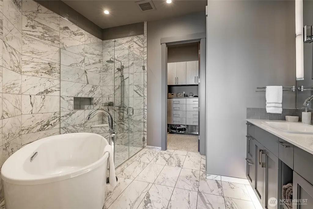 9428 Turnstone Lane Blaine WA 98230