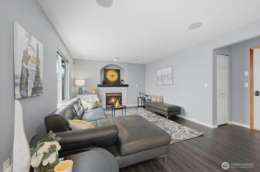18319 8th Drive SE Bothell WA 98012