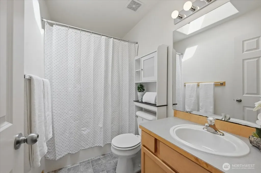 18319 8th Drive SE Bothell WA 98012