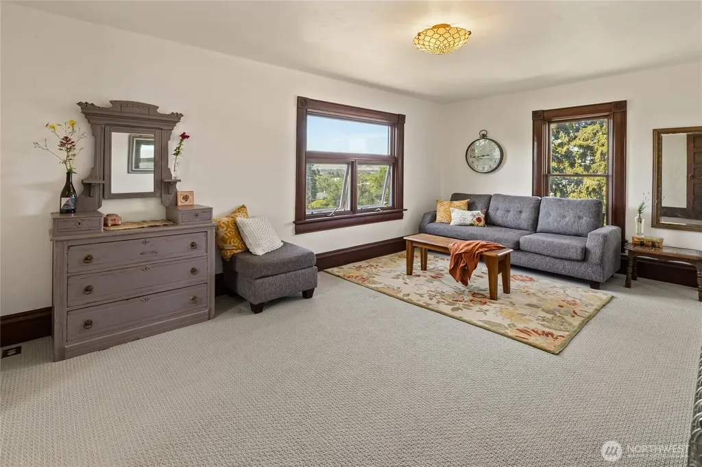 901 E 3rd Avenue Ellensburg WA 98926