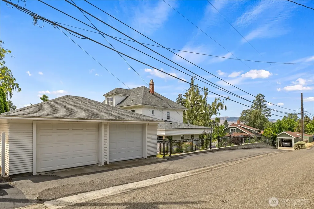 901 E 3rd Avenue Ellensburg WA 98926