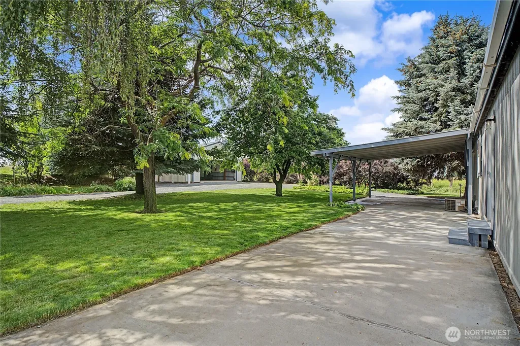 18518 Road 8.5 SE Warden WA 98857