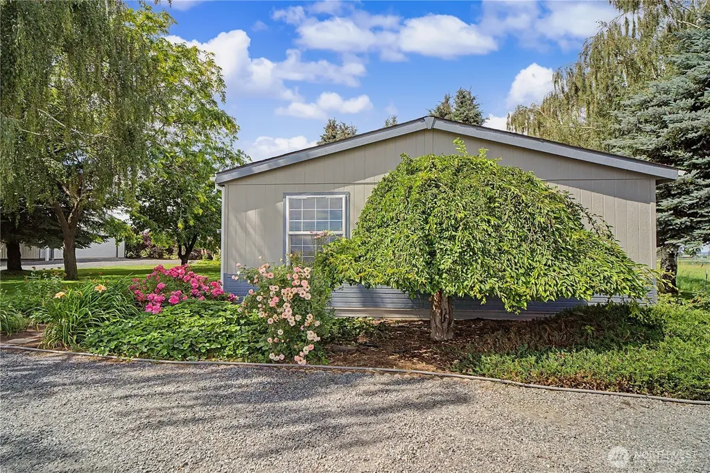 18518 Road 8.5 SE Warden WA 98857