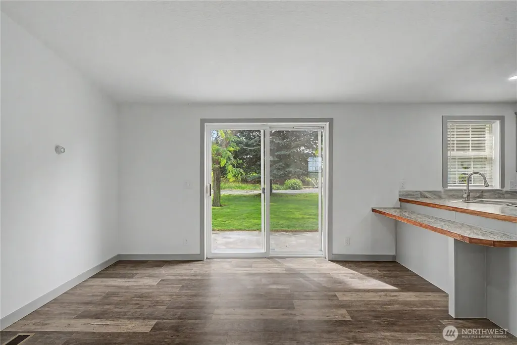 18518 Road 8.5 SE Warden WA 98857