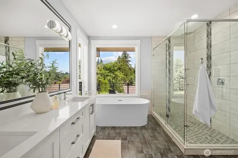 3919 Meadow Avenue N Renton WA 98056