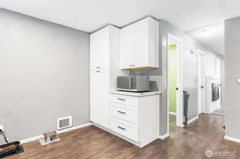 32512 2nd Place S Federal Way WA 98003
