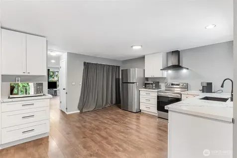 32512 2nd Place S Federal Way WA 98003