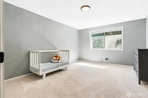 32512 2nd Place S Federal Way WA 98003