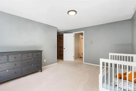32512 2nd Place S Federal Way WA 98003