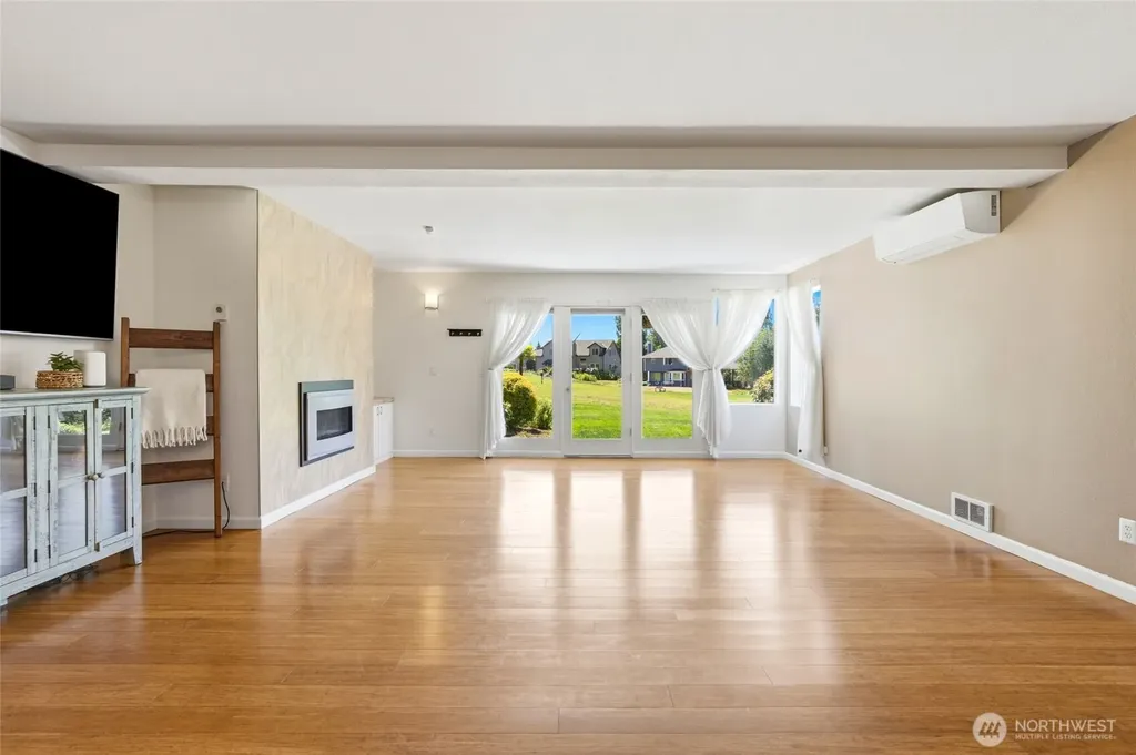 6918 Woodlands Way Arlington WA 98223