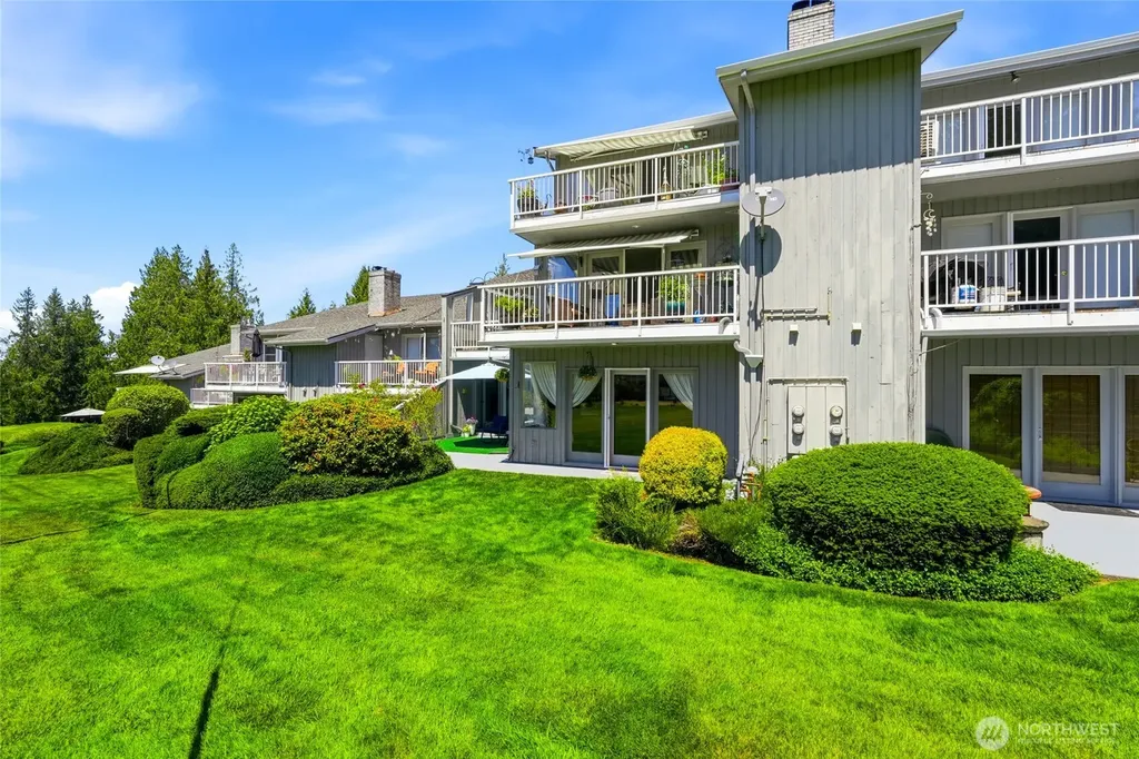6918 Woodlands Way Arlington WA 98223