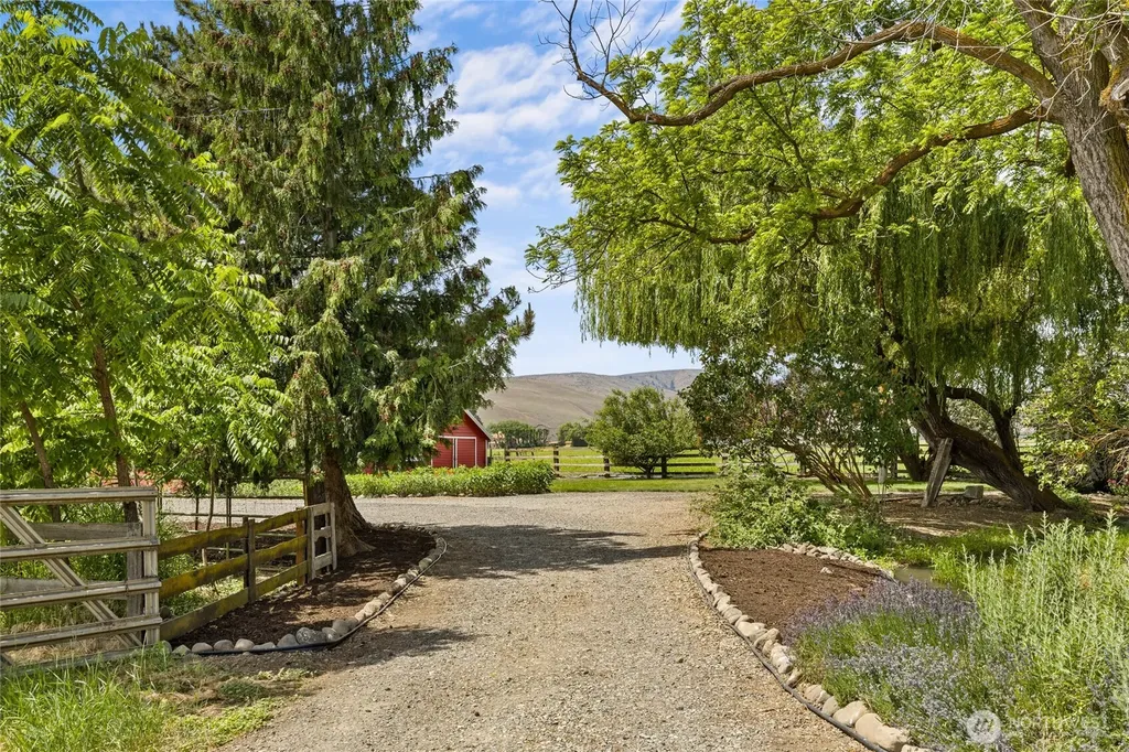 3483 Brown Road Ellensburg WA 98926