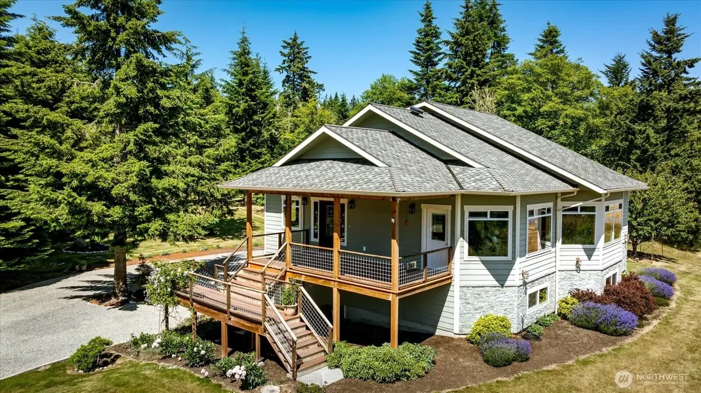 343 Olympic Bay Lane Oak Harbor WA 98277