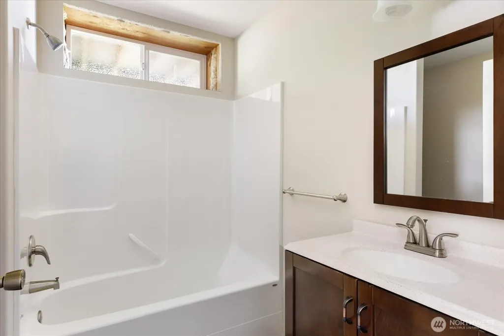 343 Olympic Bay Lane Oak Harbor WA 98277