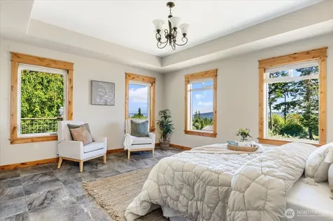 343 Olympic Bay Lane Oak Harbor WA 98277
