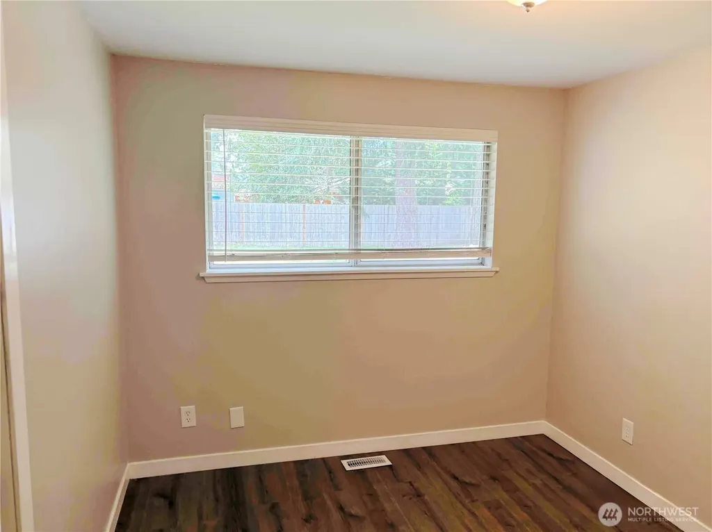 26454 170th Avenue SE Covington WA 98042