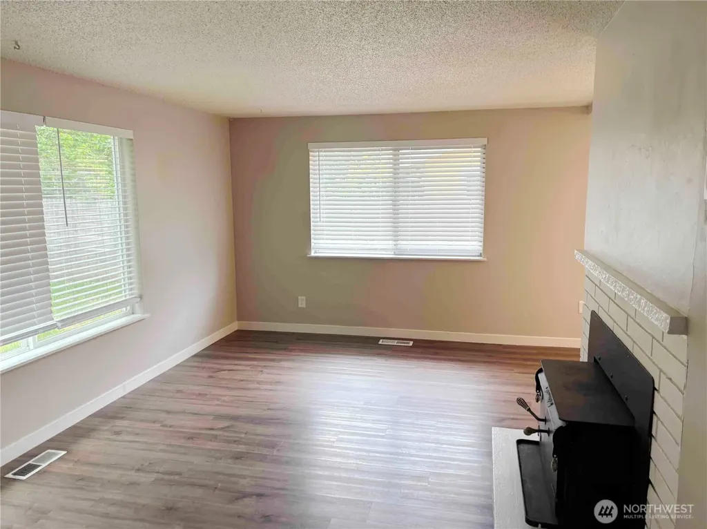 26454 170th Avenue SE Covington WA 98042