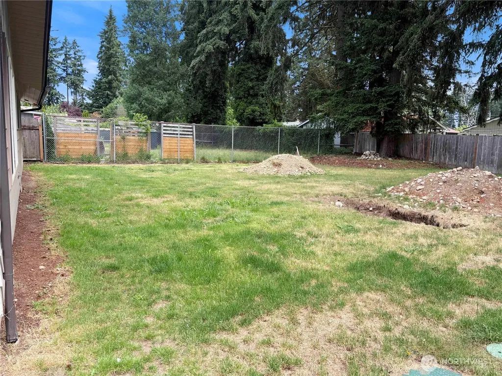 26454 170th Avenue SE Covington WA 98042