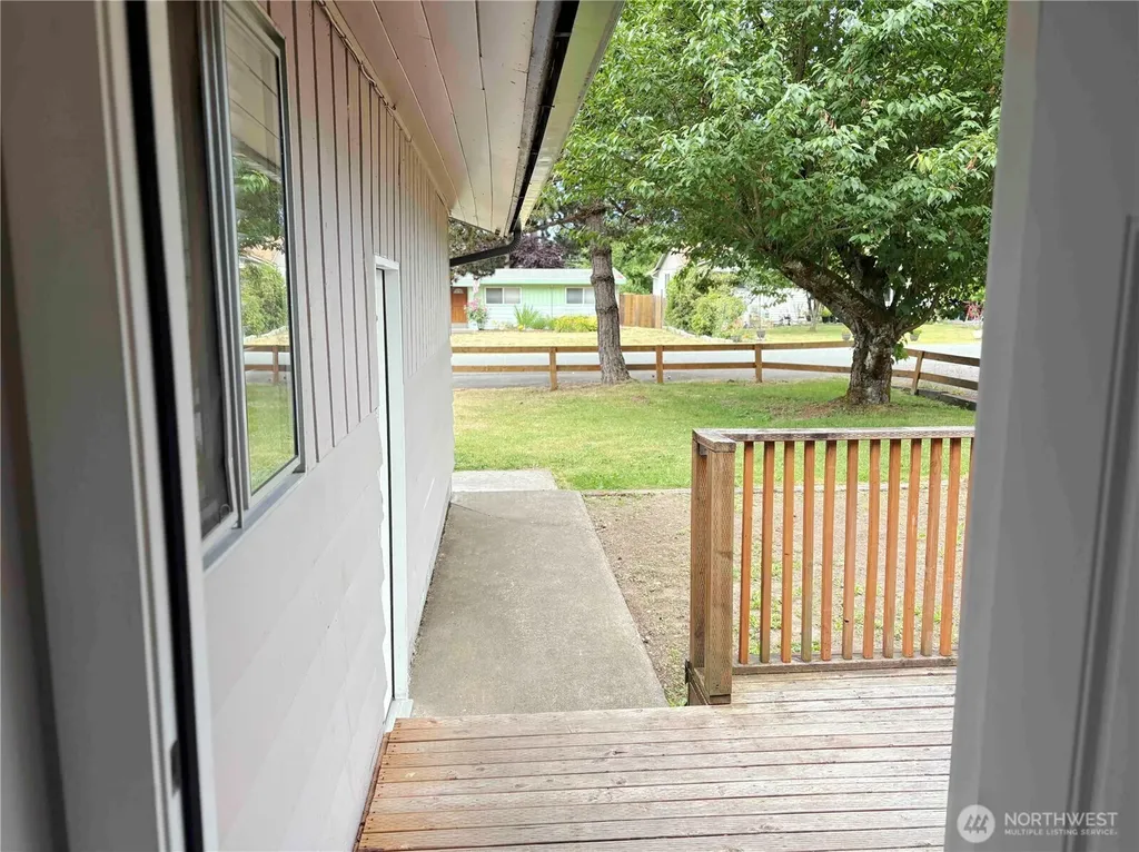 26454 170th Avenue SE Covington WA 98042