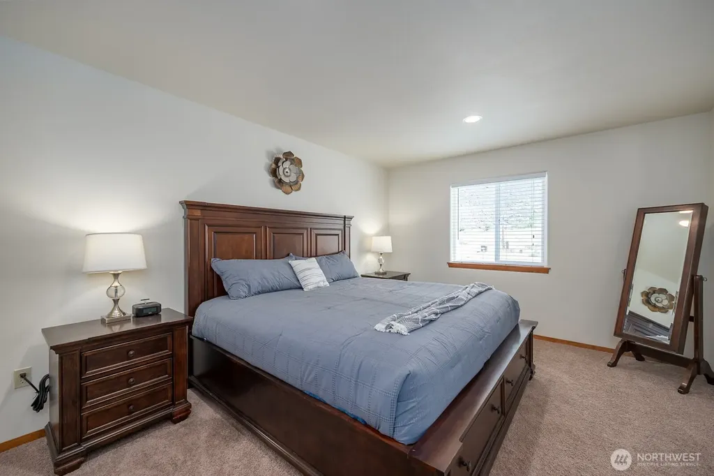 32611 Lakeshore Drive NE Coulee City WA 99115