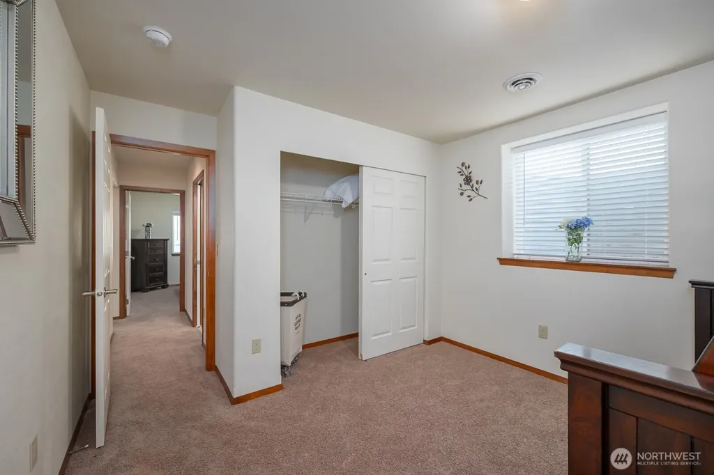 32611 Lakeshore Drive NE Coulee City WA 99115