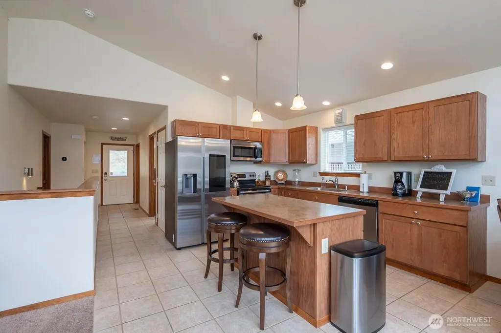 32611 Lakeshore Drive NE Coulee City WA 99115