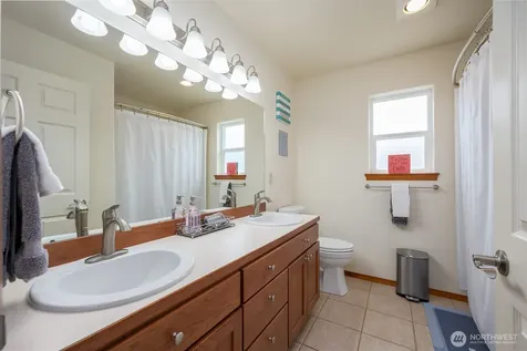 32611 Lakeshore Drive NE Coulee City WA 99115